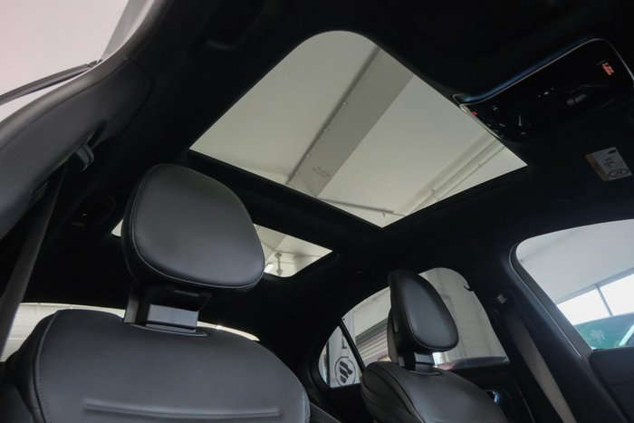 2022 Mercedes-Benz C-Class C300