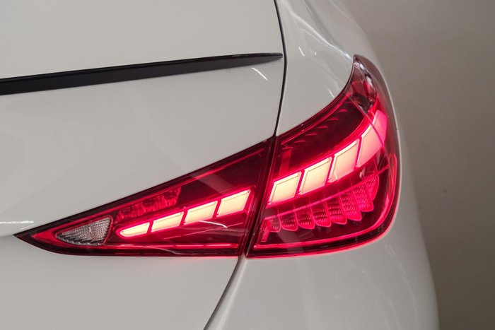 2022 Mercedes-Benz C-Class C300