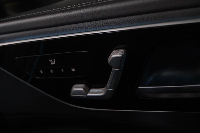 2022 Mercedes-Benz C-Class C300