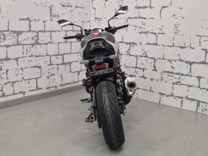 2021 Kawasaki Z900 (ZR900F) Z White