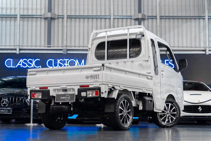 2023 Daihatsu Hi-Jet Jumbo
