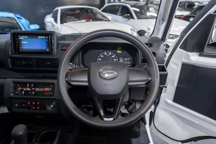 2023 Daihatsu Hi-Jet Jumbo