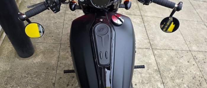 2025 Indian SCOUT BOBBER BLACK