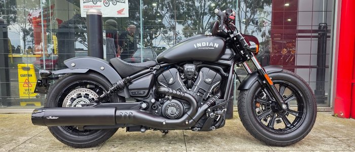 2025 Indian SCOUT BOBBER BLACK