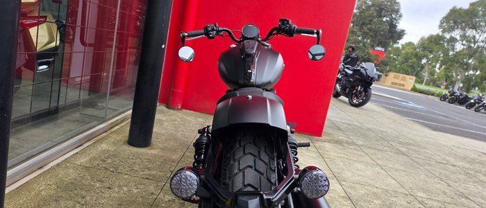 2025 Indian SCOUT BOBBER BLACK