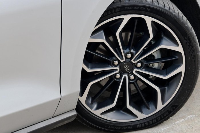 2018 Ford Focus Titanium