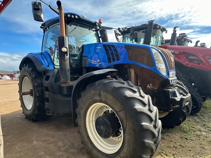 2021 New Holland T8.380