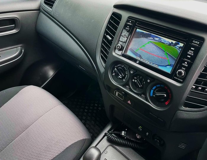 2022 Mitsubishi Triton GLX