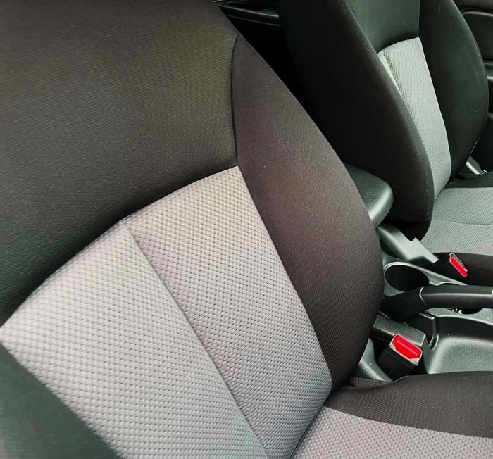 2022 Mitsubishi Triton GLX