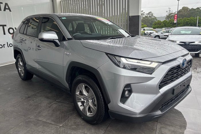 2024 Toyota RAV4 GX