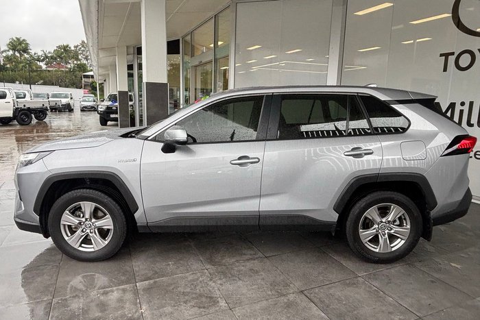 2024 Toyota RAV4 GX