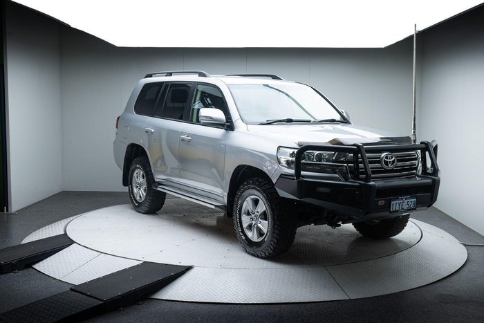 2017 Toyota Landcruiser GXL