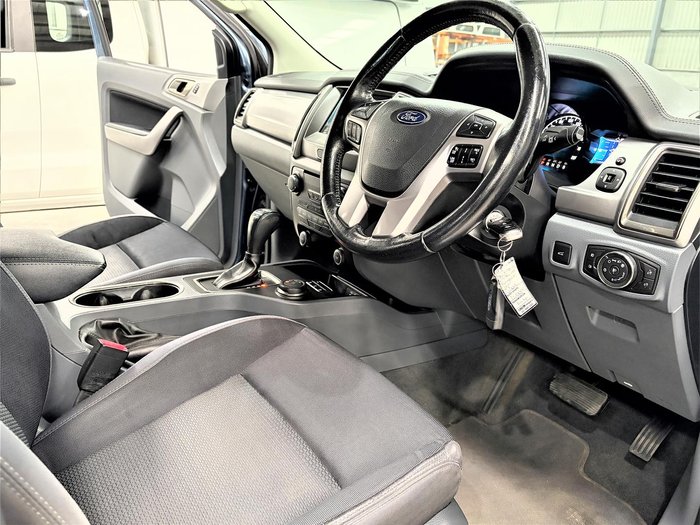 2017 Ford Everest Trend UA 4X4 Dual Range Blue Reflex