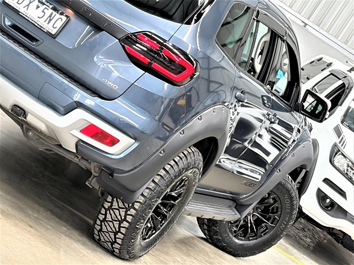 2017 Ford Everest Trend UA 4X4 Dual Range Blue Reflex