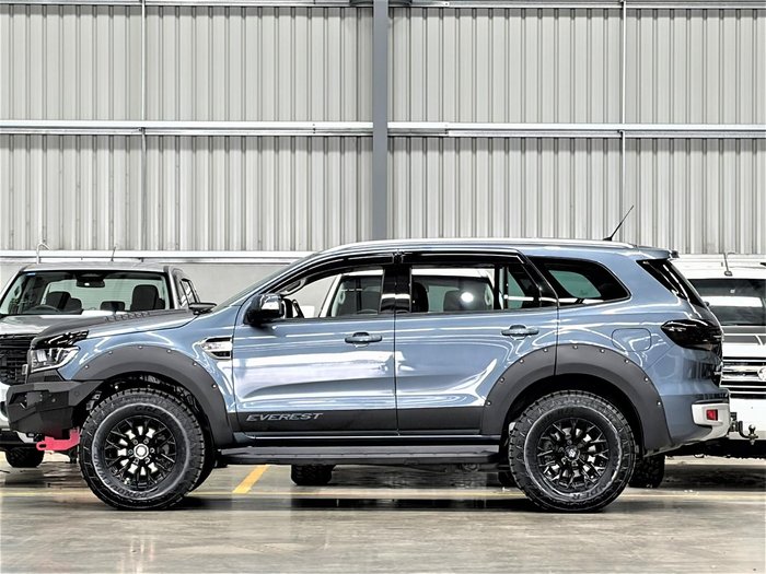 2017 Ford Everest Trend UA 4X4 Dual Range Blue Reflex