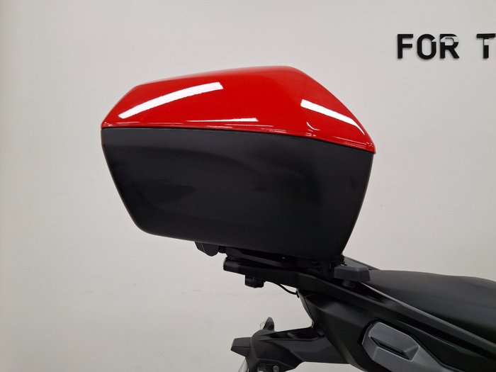 2021 BMW Motorrad S 1000 XR TOUR Red