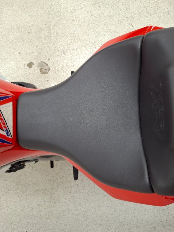 2021 BMW Motorrad S 1000 XR TOUR Red
