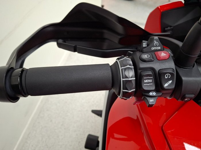 2021 BMW Motorrad S 1000 XR TOUR Red