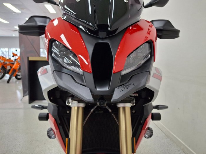 2021 BMW Motorrad S 1000 XR TOUR Red