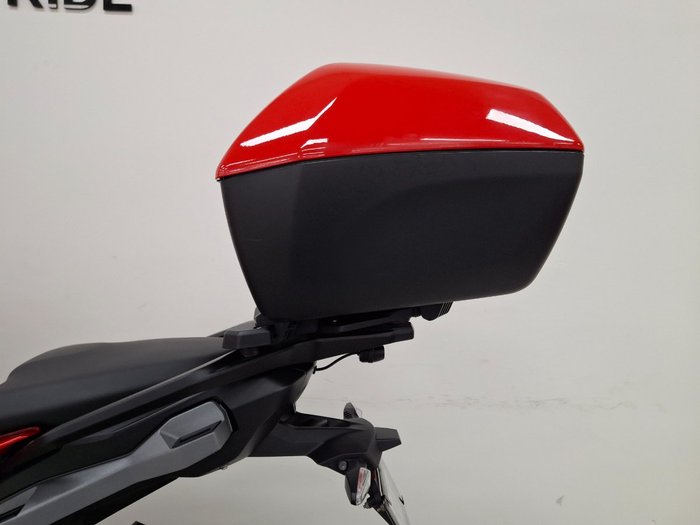 2021 BMW Motorrad S 1000 XR TOUR Red