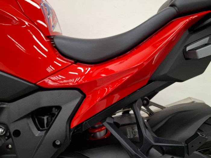2021 BMW Motorrad S 1000 XR TOUR Red