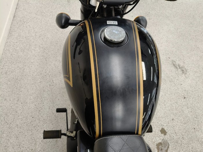 2021 Royal Enfield CLASSIC 500 ABS Black