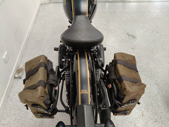 2021 Royal Enfield CLASSIC 500 ABS Black