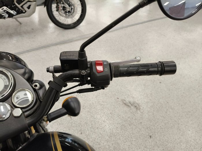 2021 Royal Enfield CLASSIC 500 ABS Black