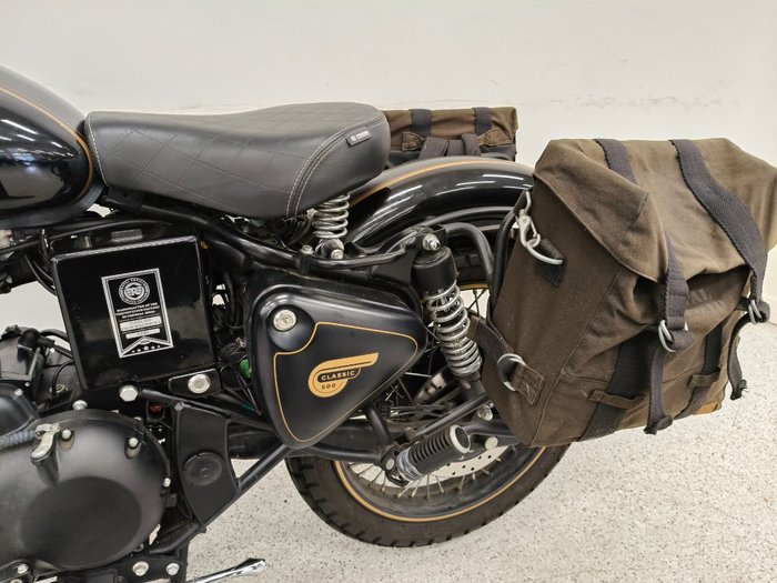 2021 Royal Enfield CLASSIC 500 ABS Black