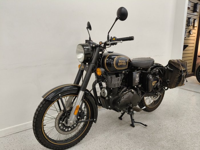 2021 Royal Enfield CLASSIC 500 ABS Black