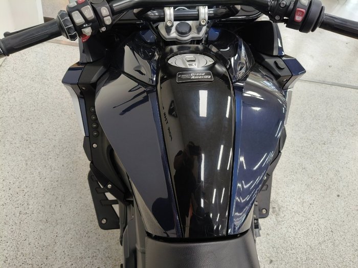 2019 BMW Motorrad K 1600 B Blue