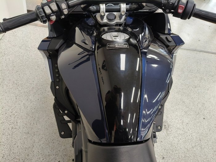 2019 BMW Motorrad K 1600 B Blue