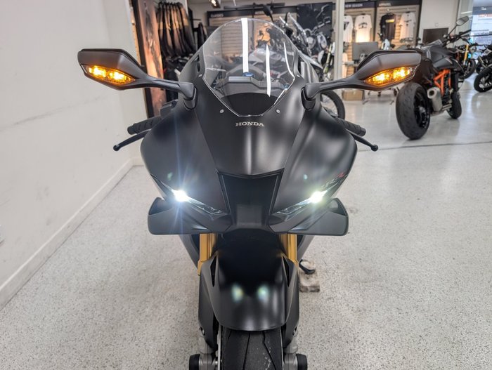 2024 Honda CBR1000RR-R SP (FIREBLADE) ABS Black