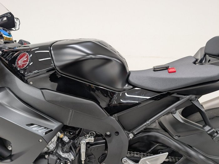 2024 Honda CBR1000RR-R SP (FIREBLADE) ABS Black
