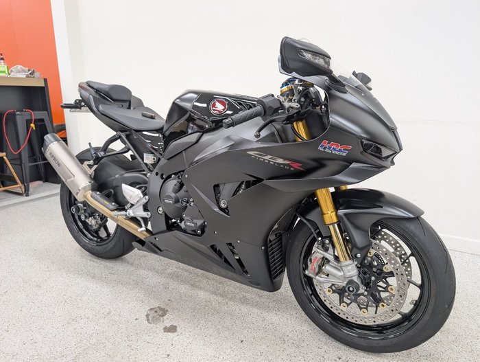 2024 Honda CBR1000RR-R SP (FIREBLADE) ABS Black