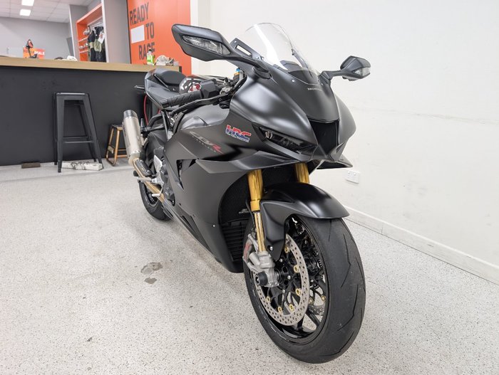 2024 Honda CBR1000RR-R SP (FIREBLADE) ABS Black