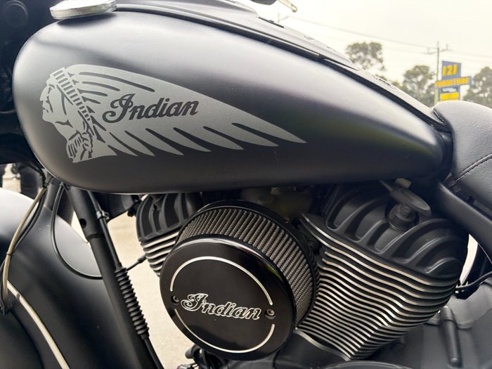 2016 Indian CHIEF DARK HORSE Black