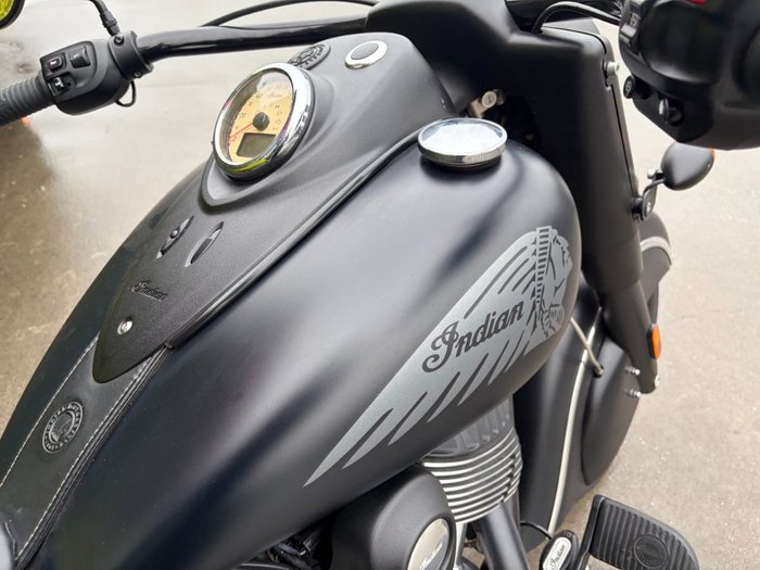 2016 Indian CHIEF DARK HORSE Black