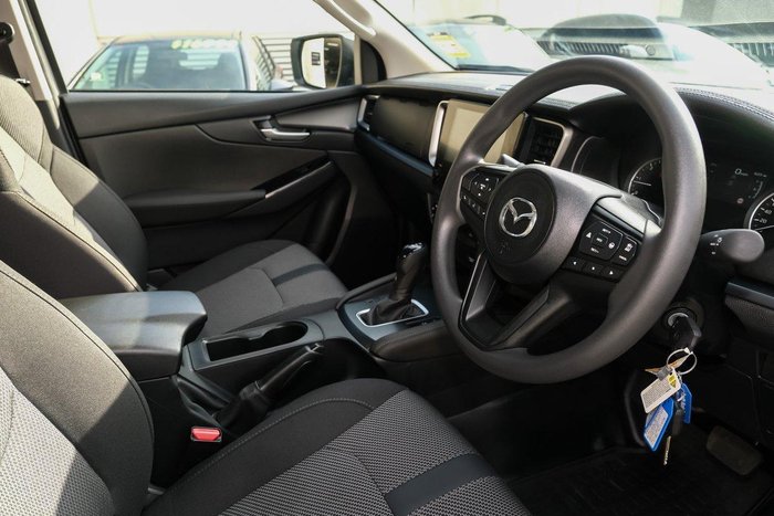 2025 Mazda BT-50 XT