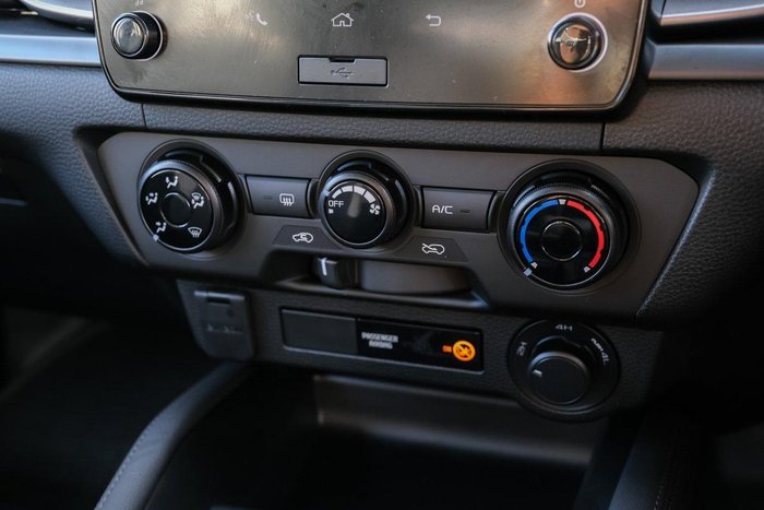 2025 Mazda BT-50 XT