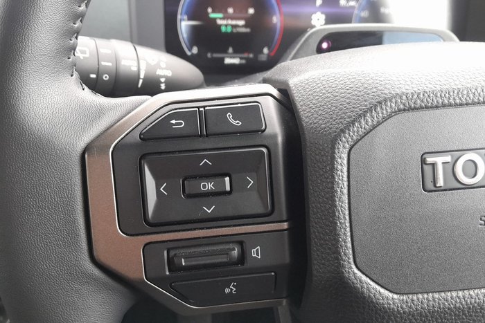 2025 Toyota Landcruiser Prado Altitude