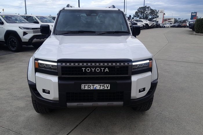 2025 Toyota Landcruiser Prado Altitude