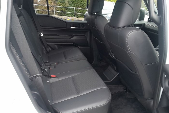 2025 Toyota Landcruiser Prado Altitude