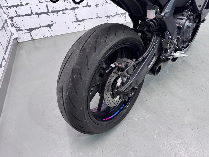 2023 Yamaha YZF-R7 LAMs YZF-R Grey