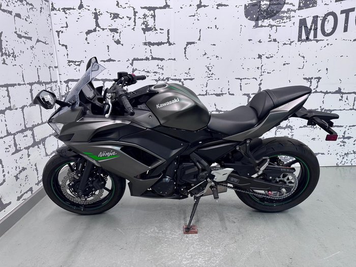 2024 Kawasaki Ninja 650 ABS Ninja Grey