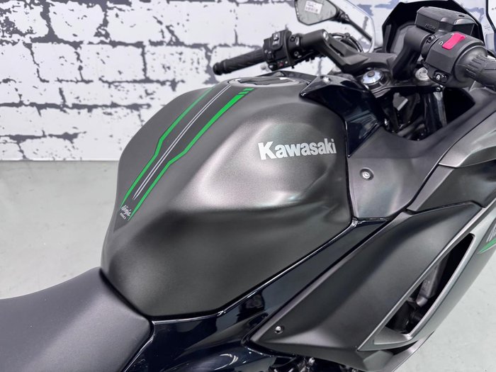 2024 Kawasaki Ninja 650 ABS Ninja Grey