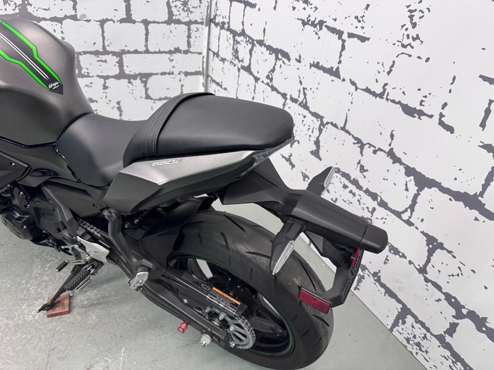 2024 Kawasaki Ninja 650 ABS Ninja Grey