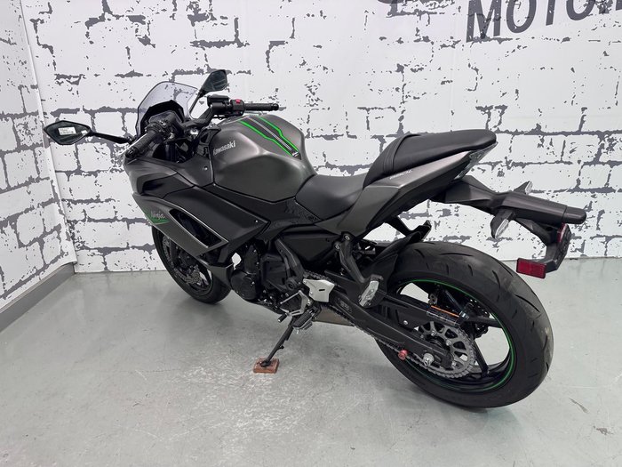 2024 Kawasaki Ninja 650 ABS Ninja Grey
