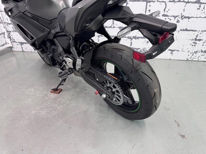 2024 Kawasaki Ninja 650 ABS Ninja Grey
