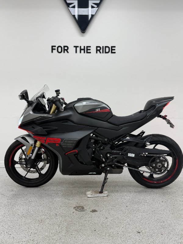 2025 CFMOTO 450 SR S Black